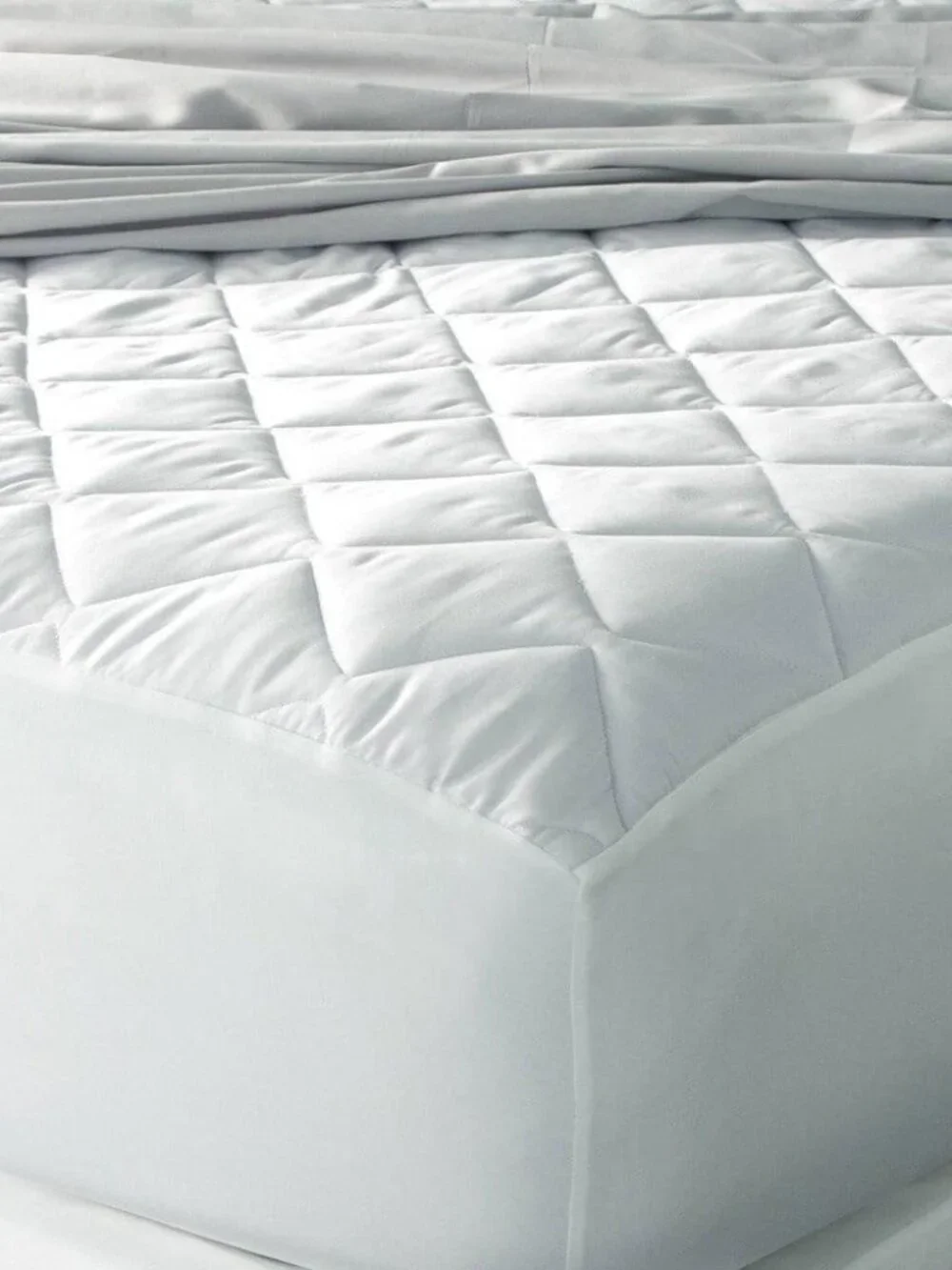 NWOT Quince Essential Plush Mattress Pad/Cove Full White Cotton Down Alternative